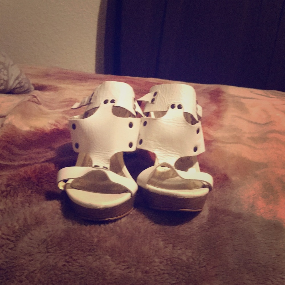 White High heels